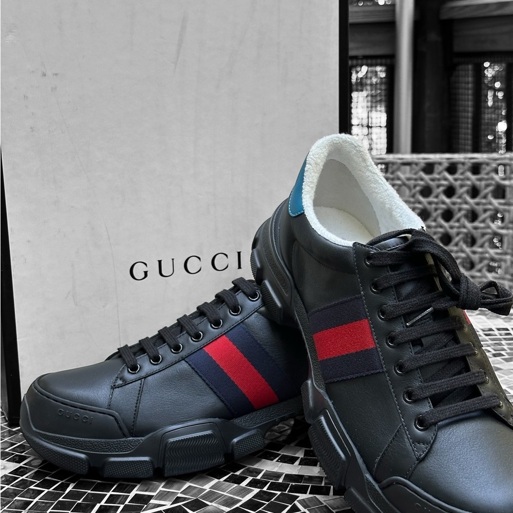 Gucci Men's Black Sneakers with Red and Blue Stripes